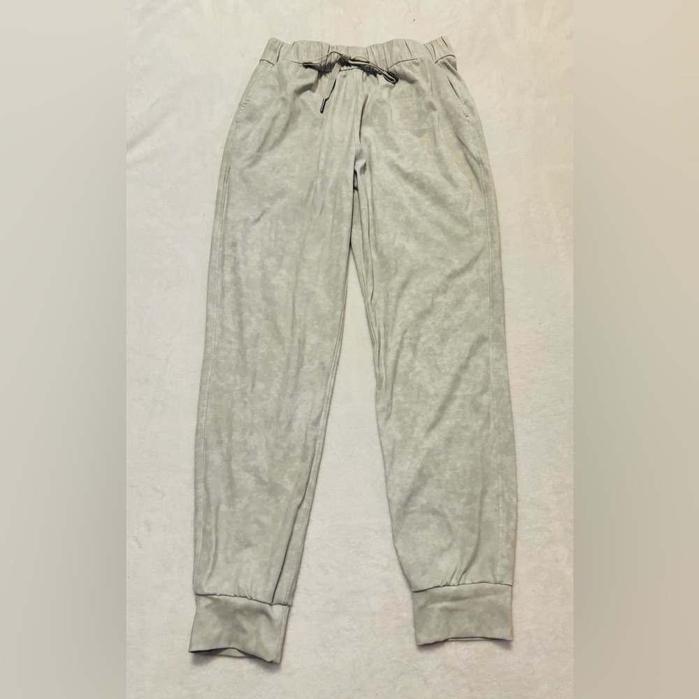 Women’s Gray Drawstring Zuty Grayish\Silver Joggers Size Small EUC